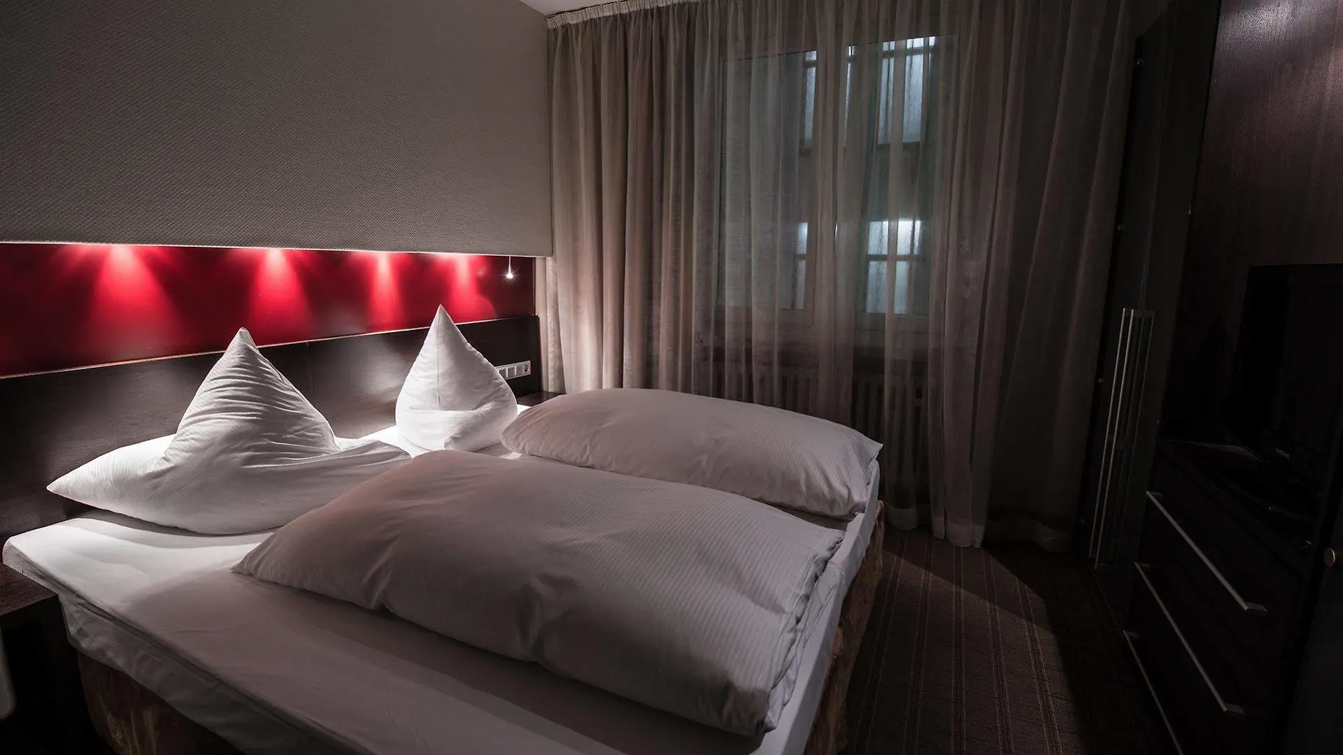 ****  קלן Hotel Am Augustinerplatz גרמניה